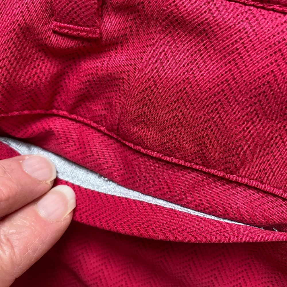 Men’s Adidas Cherry Red Golf Shorts - Picture 7 of 8